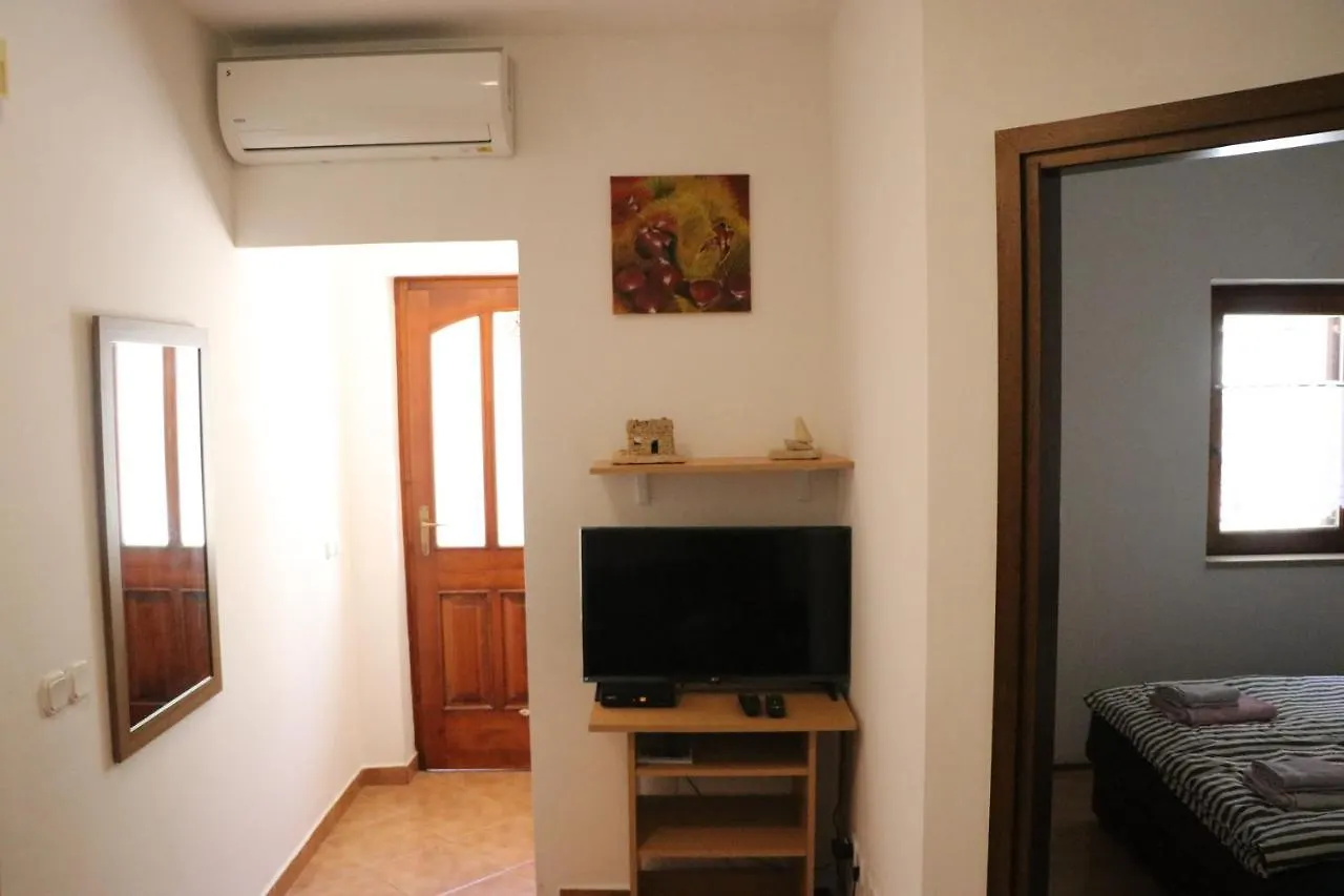 Apartment Sole ポレッチ