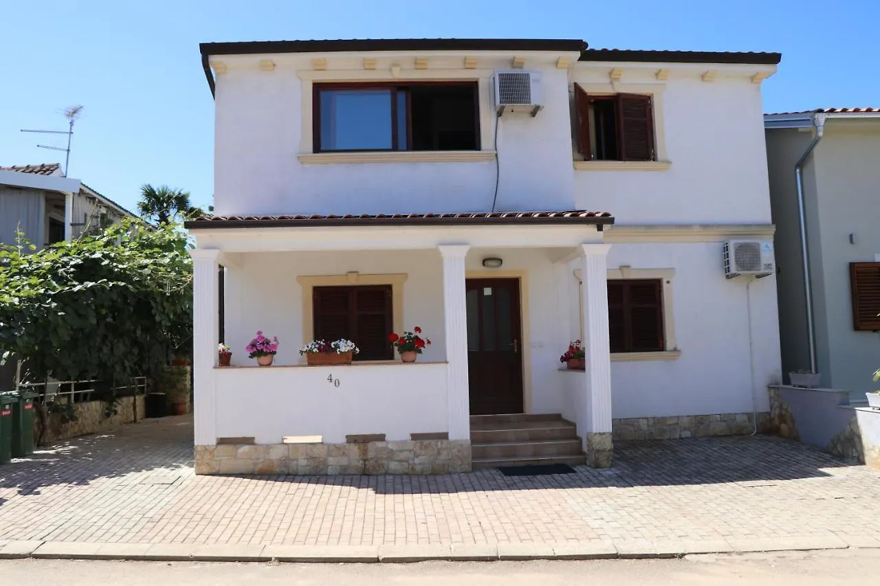 Apartment Sole بوريتش
