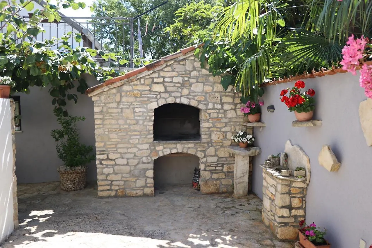 Apartment Sole بوريتش
